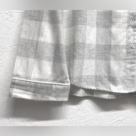 Women's - Stars Above - Perfectly Cozy Flannel Pajama Top - Picture 3 of 6